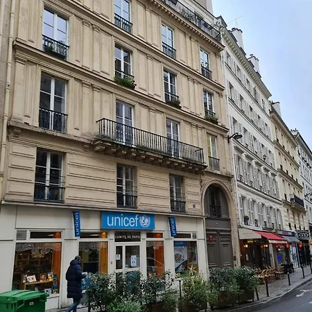 Very Large Nest 2 Steps From Montmartre